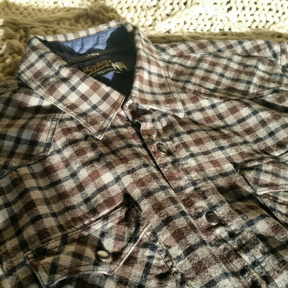 Duke's Bark Long Sleeve Flannel w/ Snap Buttons